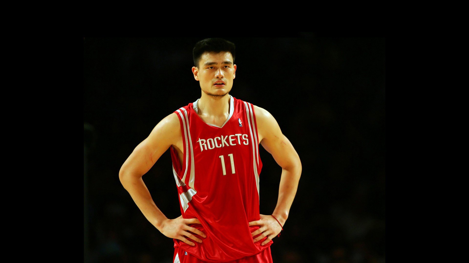 NBA季后赛激战正酣 东西部豪强争夺总决赛门票
